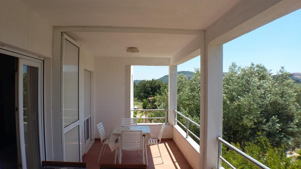 Villa Tina Rogoznica  Buitenkant foto